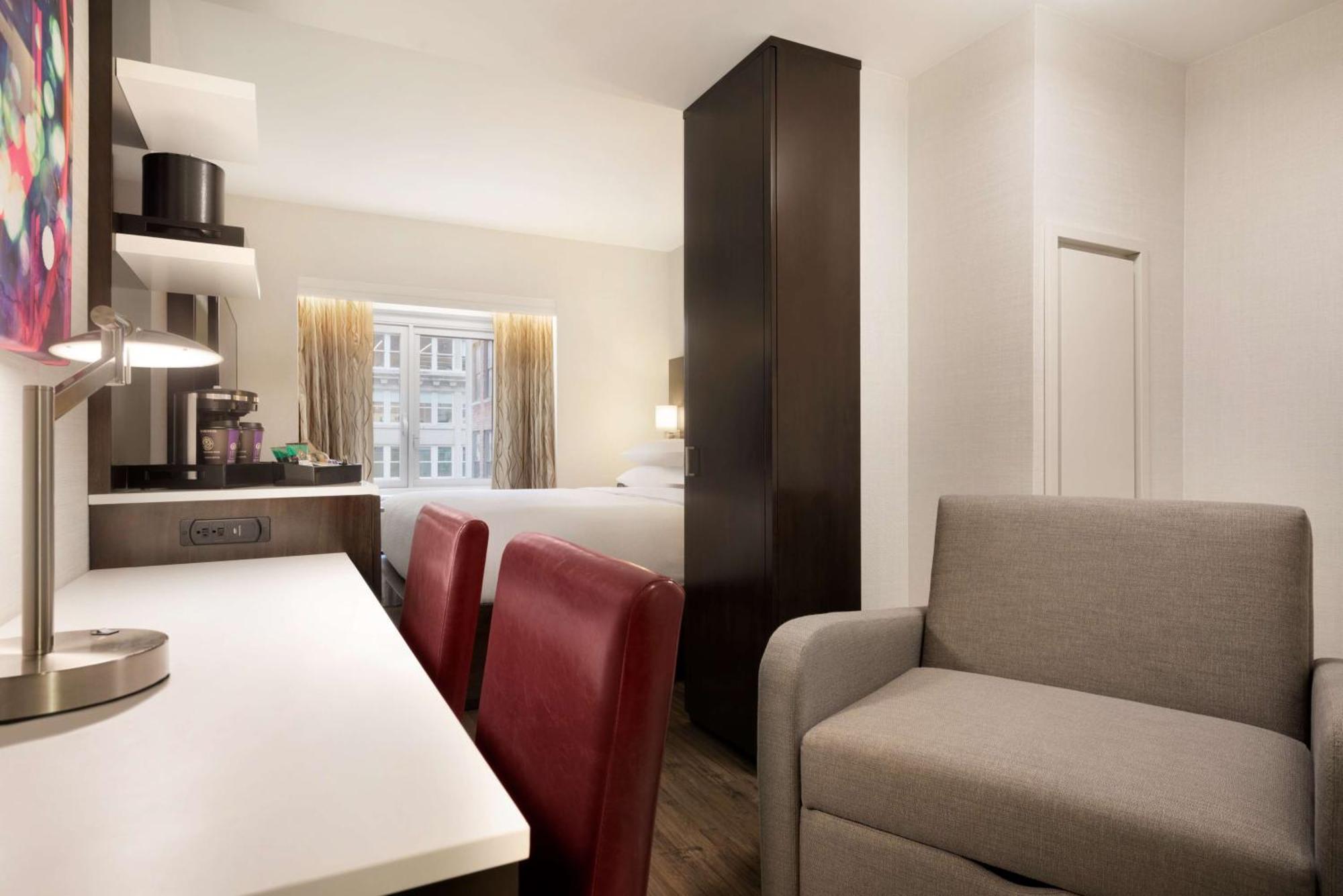 Embassy By Hilton Manhattan Times Square 4* Nova York