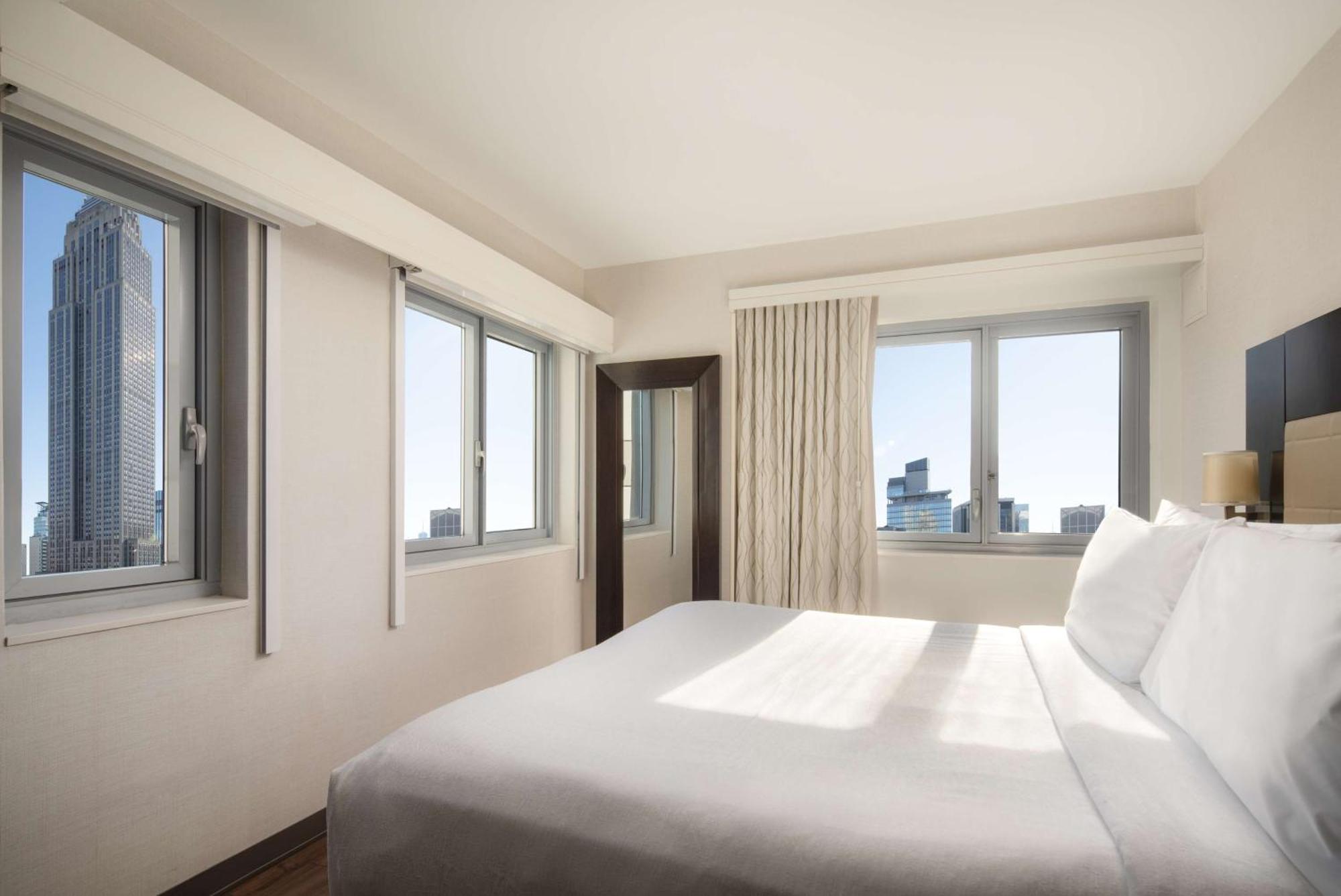 Embassy By Hilton Manhattan Times Square Hotel Nova York